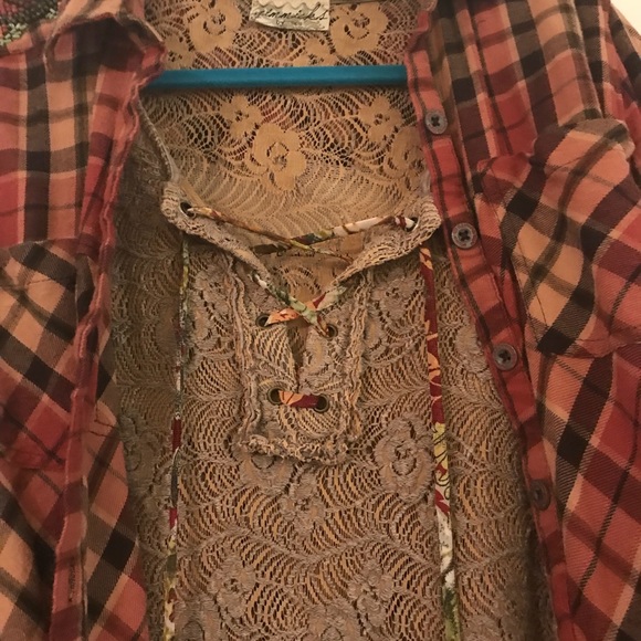 Gimmicks laced up lace top - Picture 8 of 8